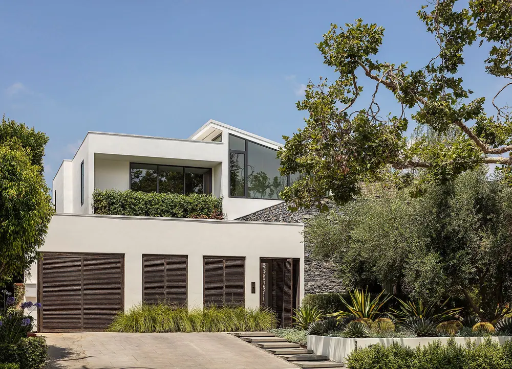 Krok Residence, Los Angeles, photograph 2 of 18