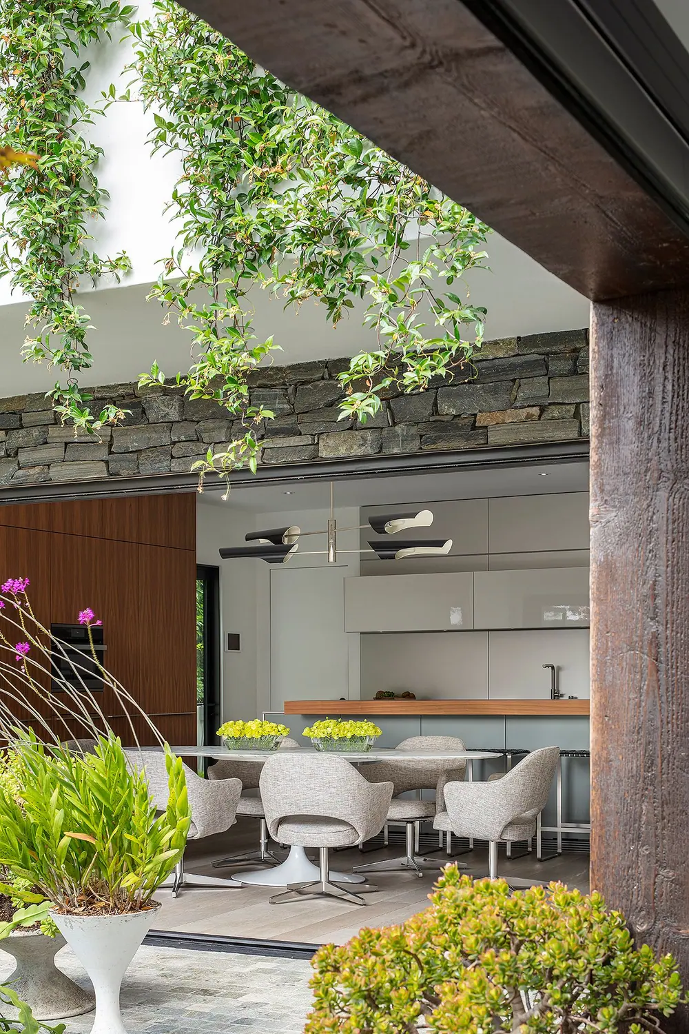 Krok Residence, Los Angeles, photograph 12 of 18