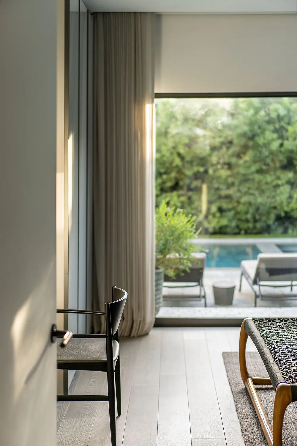 Krok Residence, Los Angeles, photograph 17 of 18
