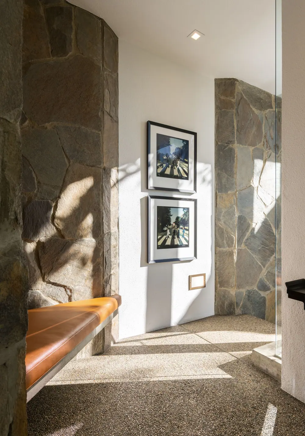 Lautner House, Los Angeles, photograph 4 of 20