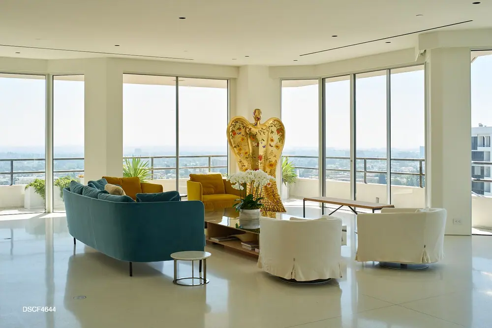 Naftali Penthouse, Los Angeles, photograph 1 of 18